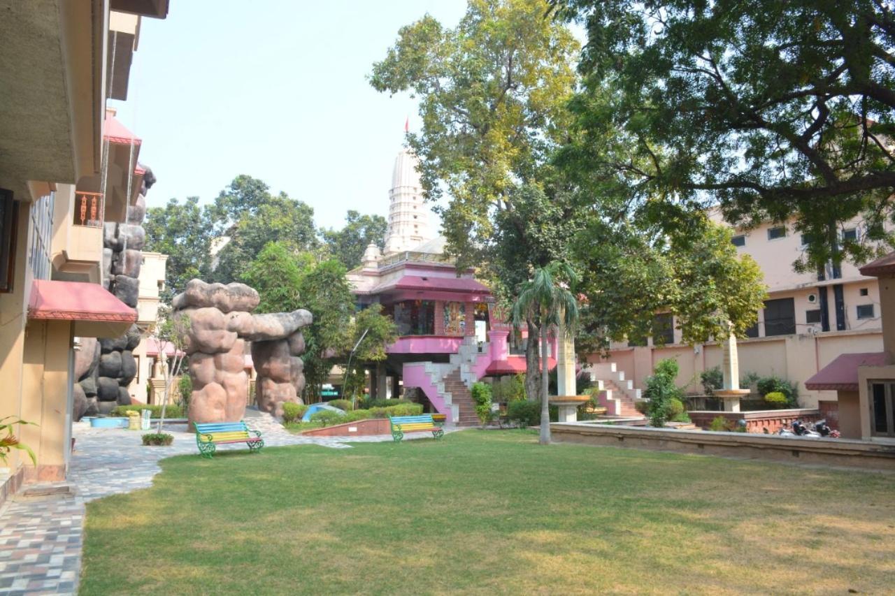 Ananda Krishna Van Vrindāvan Exterior photo